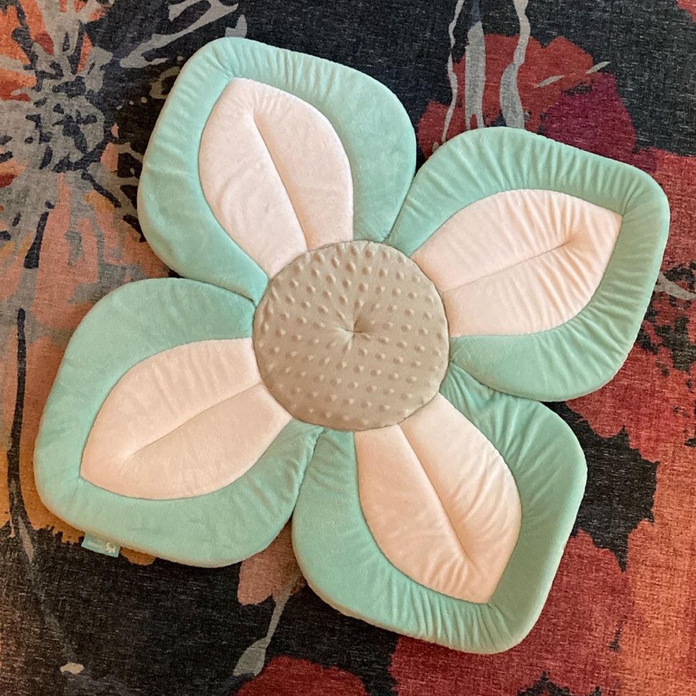 Blooming baby blue white and gray bath flower